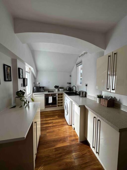 Spacious Studio For 4 Near Regents Park N1 Londra Esterno foto