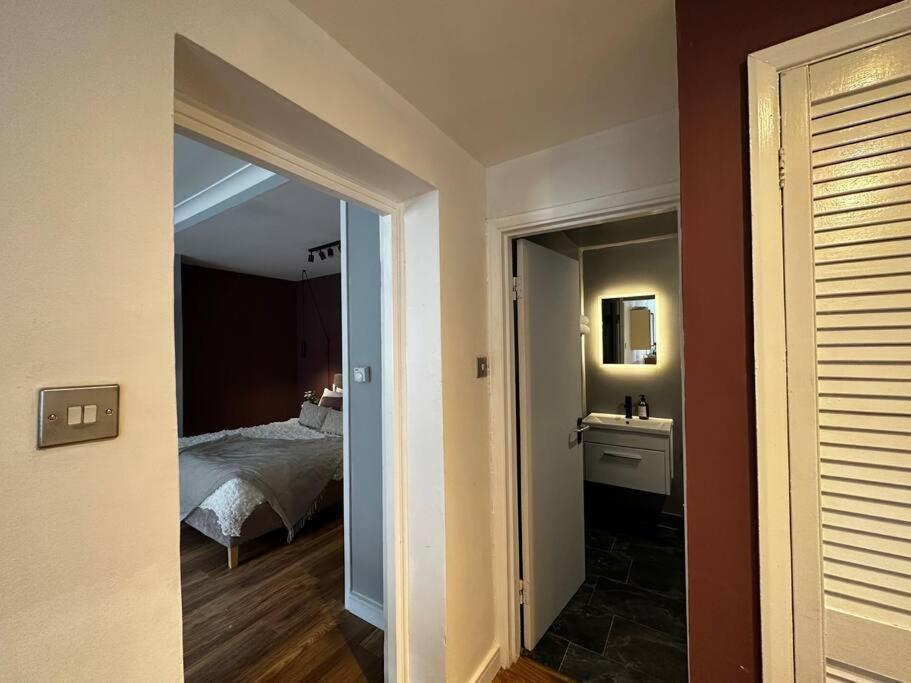 Spacious Studio For 4 Near Regents Park N1 Londra Esterno foto